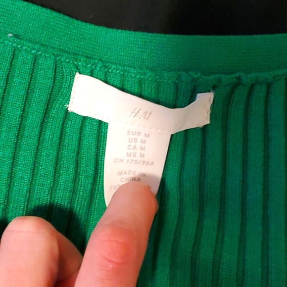 H&M green button-up cardigan (size M) - Picture 2 of 3